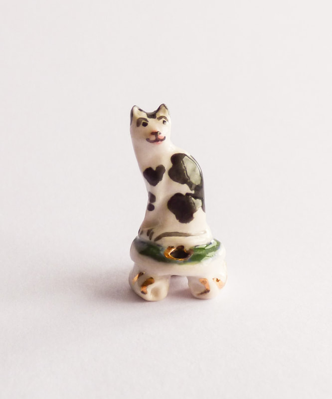 Staffordshire Cats - V & R Miniatures